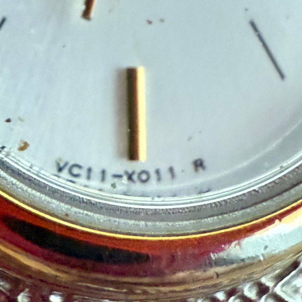 Vintage pulsar ladies oval silver tone watch NEW BATTERY - Picture 3 of 10